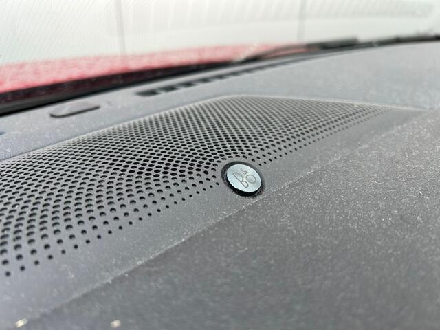 Ford KUGA 2.5 PHEV ST-Line X | NW Geleverd | Winter Pack | Grote Spoiler | B&O Audio | Rode Remklauwen |