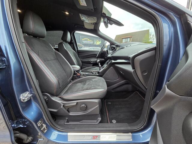 Ford KUGA 1.5 EcoBoost ST Line NAVIGATIE|CRUISE CONTROL|ECC/AIRCO|CAMERA|PDC VOOR+ACHTER|GETINT GLAS|18 INCH|TREKHAAK AFNEEMBAAR|DEALER ONDERHOUDEN maandag tot vrijdag geopend van 09.00 uur tot 20.00 uur geopend en zaterdag van 09.00 tot 18.00 uur geopend