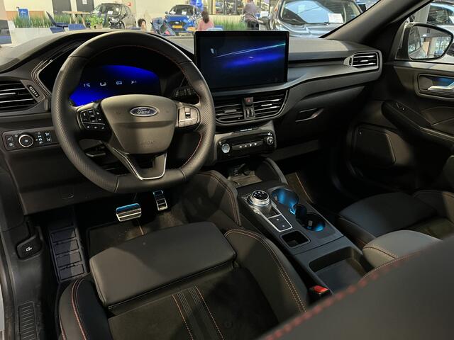 Ford KUGA ST-Line X 2.5 PHEV 243 pk Matrix LED | Pano | Winter Pack | HUD | 360° Camera | Adapt. Cruise | Fabr. Gar. t/m 12-2028