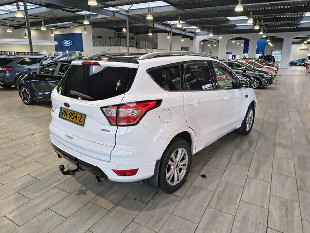 Ford KUGA 1.5 EcoBoost Trend Ultimate | Trekhaak | Navi | Clima | Cruise | Stoelverw. | Voorruitverw. | 1800 kg trekgew.