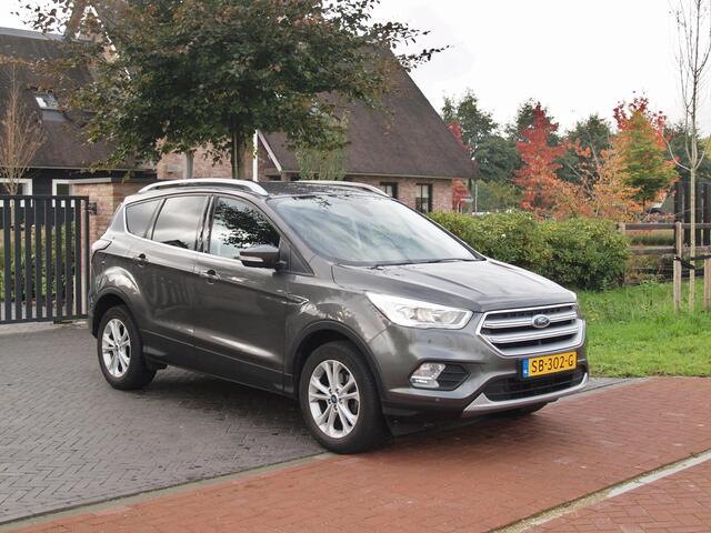 Ford KUGA 1.5 EcoBoost Titanium | Apple Carplay | Camera | Cruise Control | Trekhaak |