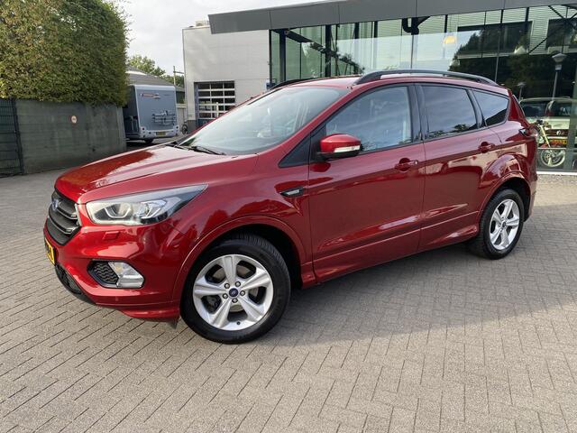 Ford KUGA 1.5 EcoBoost ST Line
