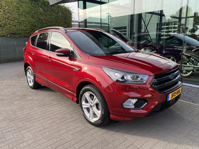 Ford KUGA 1.5 EcoBoost ST Line