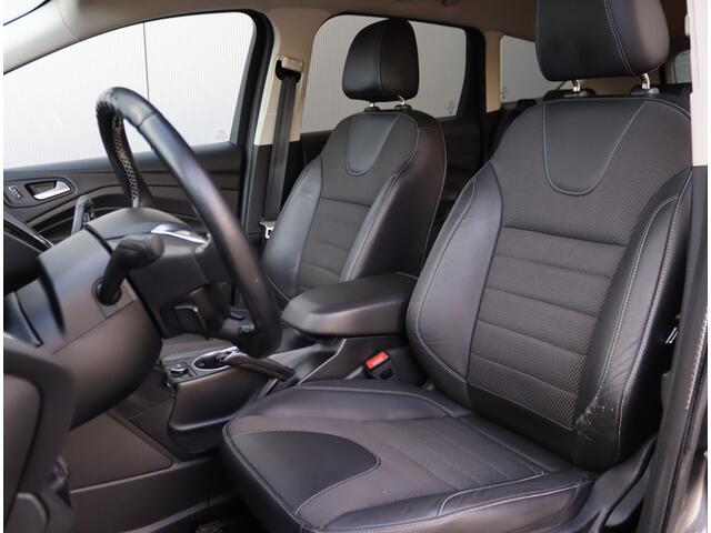 Ford KUGA 1.5 Titanium Styling Pack | Winter Pakket | Camera | Trekhaak