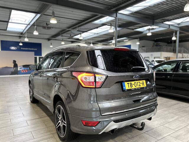 Ford KUGA 1.5 EcoBoost 182 pk Vignale | Trekhaak | Pano | Winter Pack | Leder | Camera | Adapt. cruise | 100% dealer onderh.