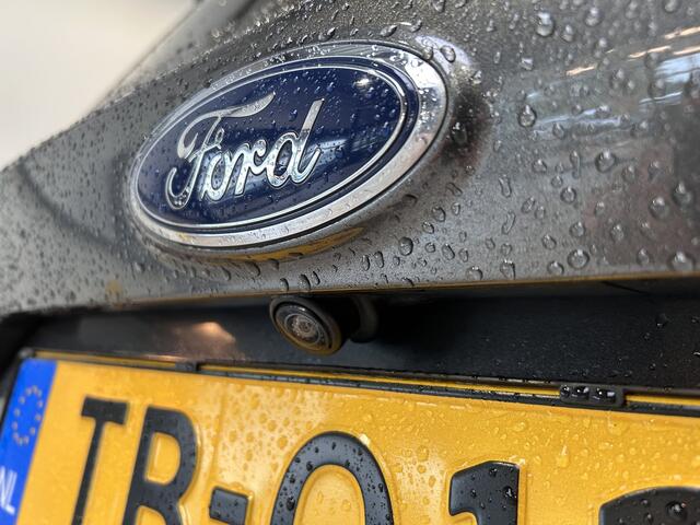 Ford KUGA 1.5 EcoBoost 182 pk Vignale | Trekhaak | Pano | Winter Pack | Leder | Camera | Adapt. cruise | 100% dealer onderh.