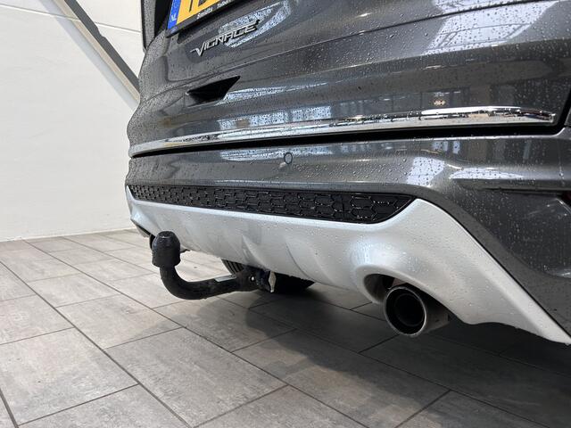 Ford KUGA 1.5 EcoBoost 182 pk Vignale | Trekhaak | Pano | Winter Pack | Leder | Camera | Adapt. cruise | 100% dealer onderh.