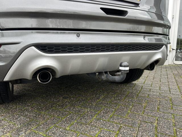 Ford KUGA 1.5 Titanium Styling Pack /elektrisch verstelbare bestuurderstoel/afneembare trekhaak/PDC/volledig onderhouden.