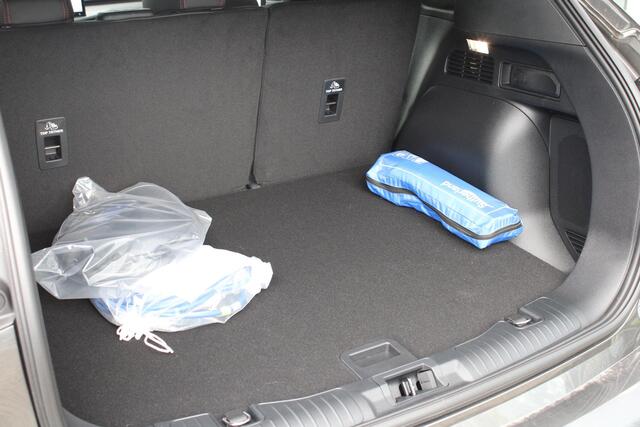 Ford KUGA 2.5 PHEV ST-Line X | Voorraad! | Panorama Dak | Elektrische Trekhaak | Winterpack | Matrix LED | Adaptive Cruise Control |