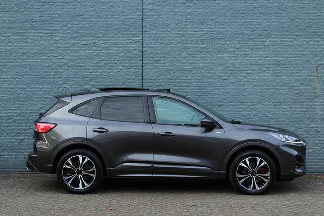 Ford KUGA 2.5 PHEV ST-Line X