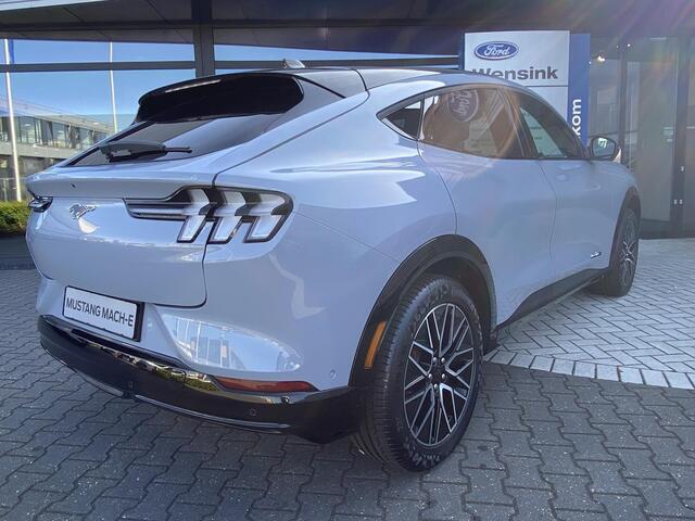 Ford MUSTANG Mach-E Extended Premium RWD 91 kWh Technology Pack