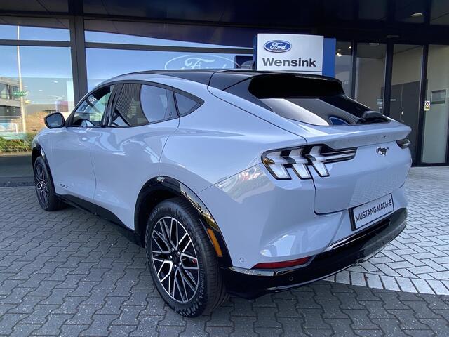 Ford MUSTANG Mach-E Extended Premium RWD 91 kWh Technology Pack