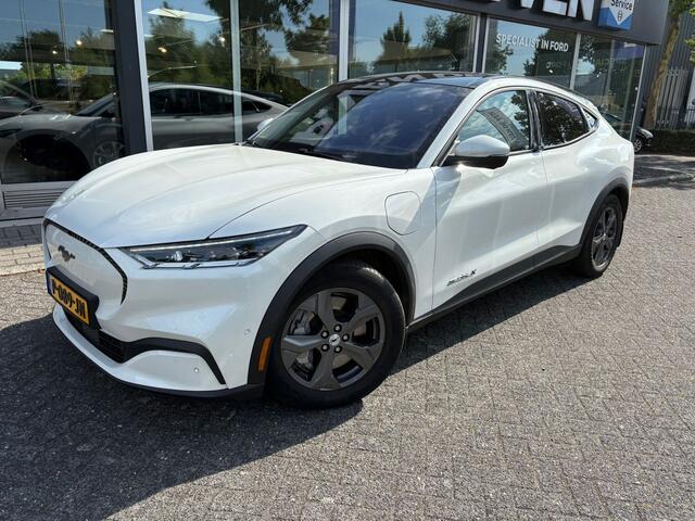 Ford MUSTANG Mach-E Extended RWD 98 kWh | Trekhaak |