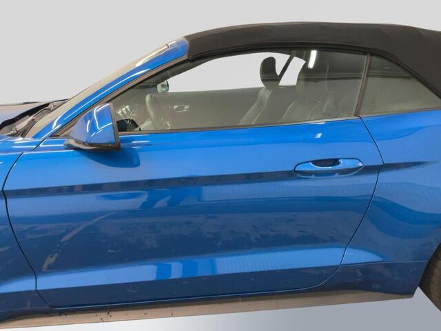 Ford MUSTANG Convertible 5.0 V8 GT | 450pk | 7.500KM! | Volledig Dealer onderhouden EU versie (zie papieren) | Adaptive cruise control | Achteruitrijcamera