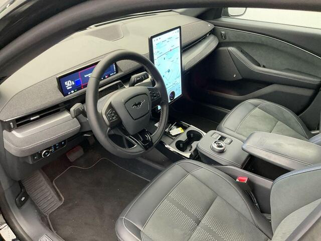 Ford MUSTANG Mach-E GT Extended AWD 98 kWh 487pk | Panoramadak | Trekhaak Afneembaar | Adaptieve Cruise | BLIS