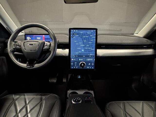 Ford MUSTANG Mach-E RWD 75 kWh | Camera | Adaptive cruise | Carplay | Leder | Stoel/stuurverwarming
