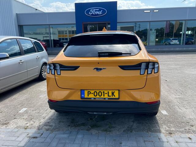 Ford MUSTANG Mach-E Extended RWD 98 kWh 294pk | Technology Pack | Winterpack | B&O Play | Trekhaak Afneembaar