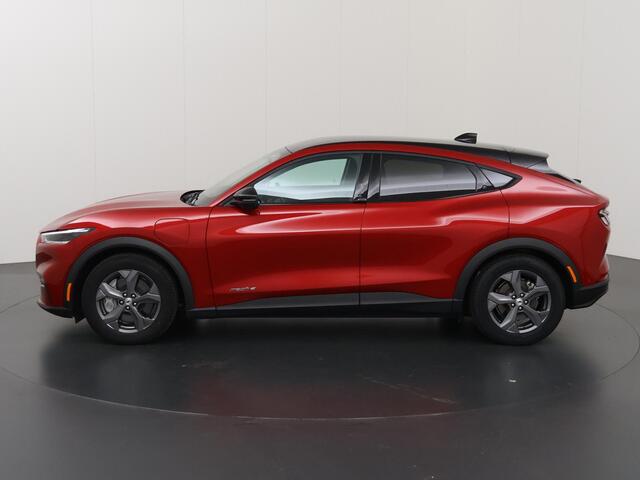 Ford MUSTANG Mach-E RWD 75 kWh | Panoramadak | Stoel/Stuurverwarming | B&O | Elektr. Achterklep | Parkeercamera 360° | Cruise Control Adaptief | Dodehoekdetectie | Navigatie |