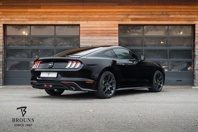 Ford MUSTANG Fastback 2.3 EcoBoost 370pk | Sportuitl | Carbon | Vent & Verw Stoelen