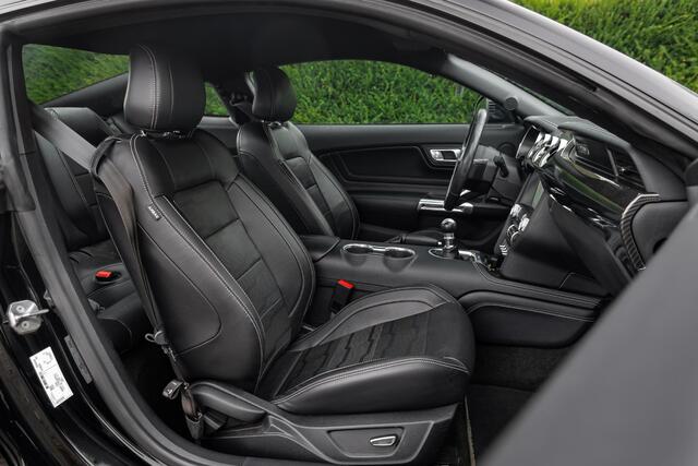 Ford MUSTANG Fastback 2.3 EcoBoost 370pk | Sportuitl | Carbon | Vent & Verw Stoelen