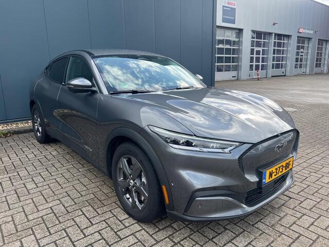 Ford MUSTANG Mach-E RWD 75 kWh | Navi | Camera | B&O Sound |