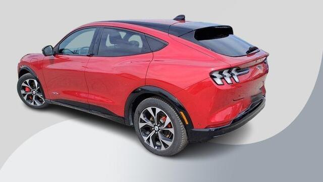 Ford MUSTANG Mach-E Extended Premium RWD 98 kWh 294pk | Technology Pack Plus | Adaptieve Cruise | 1.500kg Trekgewicht