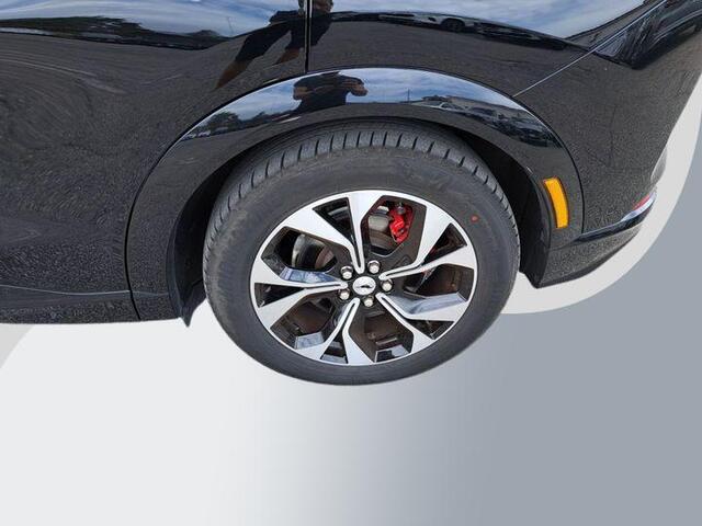 Ford MUSTANG Mach-E Extended Premium AWD 98 kWh 370pk | Panoramadak | Technology Pack + | 1.500kg Trekgewicht