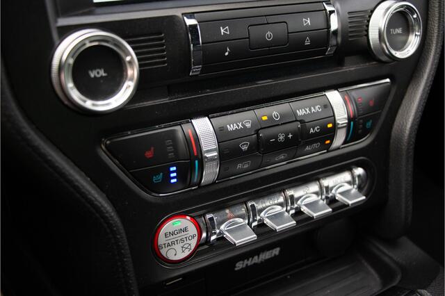 Ford MUSTANG Fastback 5.0 V8 GT | Performance | Handgeschakeld | Ventilatie + Verwarming | Navigatie | MBRP Sportuitlaat | Performance Package | Shaker Audio | Camera | Memory | USA | Drive Mode | Steering Feel | Cruise Control | 19"| Lowjack |