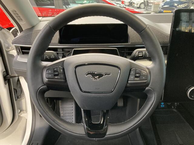 Ford MUSTANG Mach-E Extended RWD 98 kWh | Winter Pack | Adapt. Cruise | Pano | B&O | Elek. Klep | 360° Camera