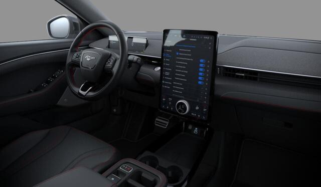 Ford MUSTANG Mach-E Extended Premium RWD 88 kWh | 19" Lichtmetalen velgen | Technology Pack Plus |