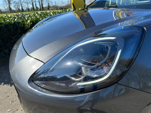 Ford PUMA 1.0 Ecoboost Hybrid ST-Line X ACC / Camera / Carplay