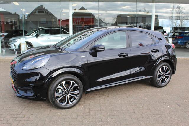 Ford PUMA 1.0-125pk EcoBoost Hybrid ST-Line. April 2024 ! Slechts 7.400km ! Autm. airco, navigatie, telefoonvoorb., camera, pdc v+a, parkeerassistent, LED verl., metallic lak, LM wielen, stoel-, stuur- en voorraamverw., lane- en sideassist, adapt. cruise cntrl etc