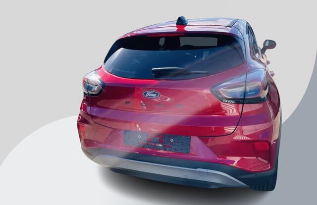 Ford PUMA 1.0 EcoBoost Hybrid Titanium 125pk Nieuw Model! | Fantastic Red | Achteruitrijcamera | Navigatie | Metaal lak | Nieuw te bestellen!