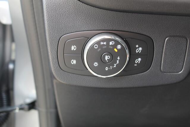 Ford PUMA 1.0-125pk EcoBoost Mild-Hybrid Titanium X. Garantie t/m 07-03-2028 ! Slechts 7.400km ! Cruise cntrl, climate cntrl, stoel-, stuur- en voorraamverw., draadloos opladen telefoon, trekhaak afneembaar, navigatie, telefoonvoorb., LM wielen, B&O soundsyst., dig