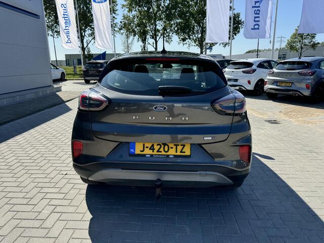 Ford PUMA 1.0 EcoBoost Hybrid Titanium 125pk | Comfort pakket | Winterpack | Panoramadak | Trekhaak | Adaptieve Cruise | BLIS