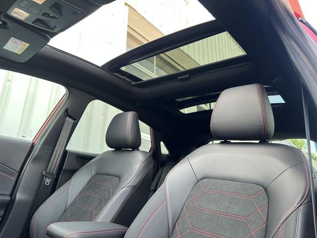 Ford PUMA 1.0 EcoBoost Hybrid ST-Line X 155pk Automaat | Panoramadak | Afneembare trekhaak | Winter Pack | Adaptive cruise control | 360 graden camera | Bang&Olufsen | Elektrsiche achterklep | Matrix LED