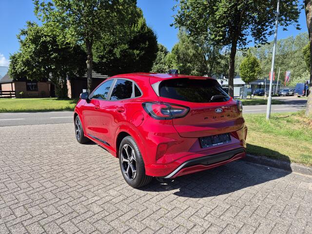 Ford PUMA Nw nwe model Hybrid ST-Line met Comfort en Winter Pack 7.500,- korting