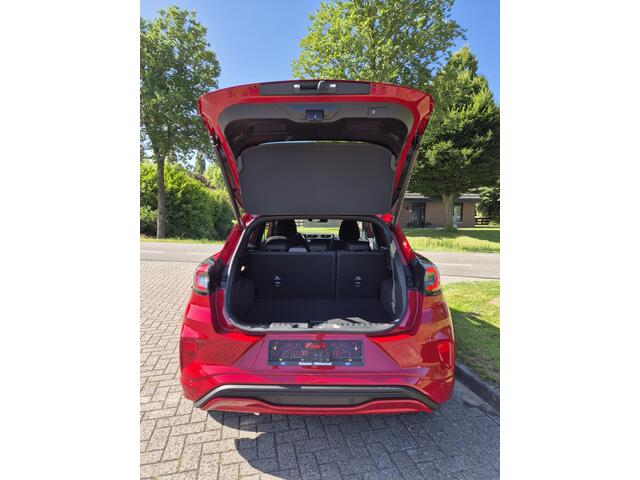 Ford PUMA Nw nwe model Hybrid ST-Line met Comfort en Winter Pack 7.500,- korting