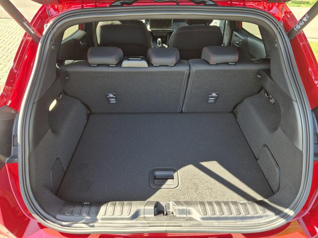 Ford PUMA Nw nwe model Hybrid ST-Line met Comfort en Winter Pack 7.500,- korting