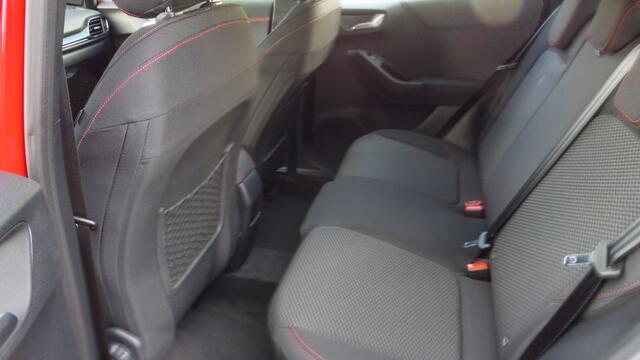 Ford PUMA 125 Hybrid ST-Line Comfort-, Navigatie-, Winter Pack, Trekhaak, garantie tot 11-2027