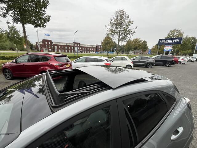 Ford PUMA 1.0 EcoBoost Hybrid ST-Line X 125pk/92kW 6-bak | Full Options | Panoramadak | Driver Assistance Pack | Keyless | Winter Pack | Technology Pack | etc. etc.