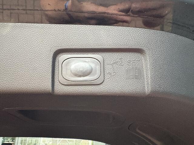 Ford PUMA 1.0 EcoB. 125pk Hybrid Titanium X CAMERA/B&O/DODEHOEK/KEYLESS/PDC/18INCH