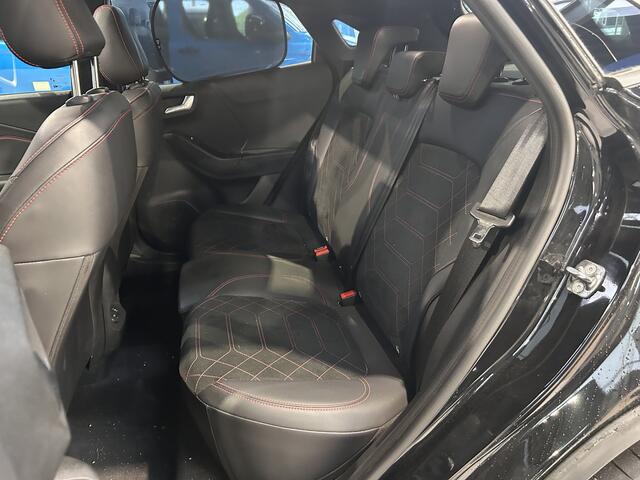 Ford PUMA EcoBoost Hybrid 155PK ST-Line X | Trekhaak | Winter Pack | Pano | 360° Camera | B&O | Matrix LED | 19'' Velgen |