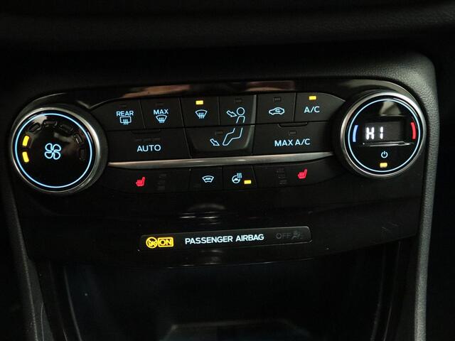 Ford PUMA 1.0 EcoBoost Hybrid Titanium