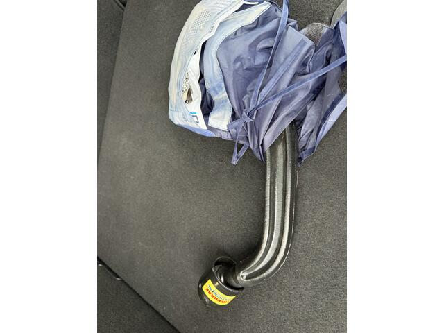 Ford PUMA 1.0 EcoBoost Hybrid Titanium Navi, Carplay, Trekhaak, 17''Lmv