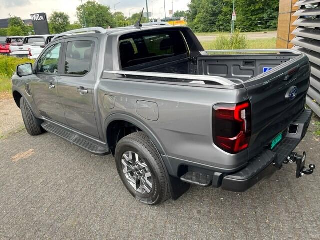 Ford RANGER Ranger 2.3 PHEV 281 PK E /B 5 PERS 3500 KG TREKHAAK DIRECT LEVERBAAR V.A ¤ 57.080 , EXCL BTW Ideale bedrijfsauto 5 PERSOONS PHEV MAG 3500 KG TREKKEN 1 e PHEV PICK UP IN EUROPA . E bereik ¤ 52 KM