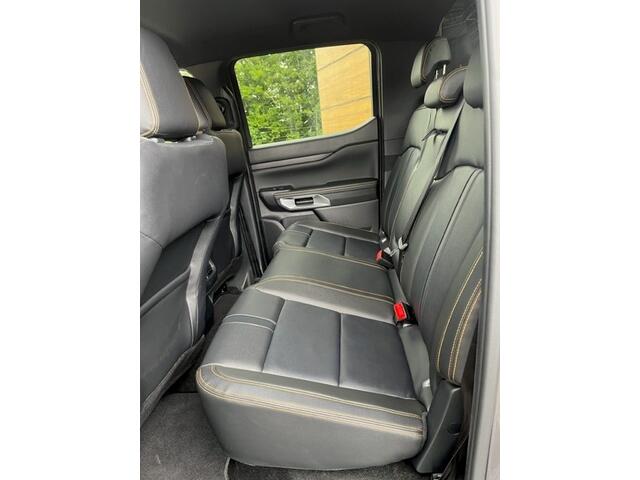 Ford RANGER Ranger 2.3 PHEV 281 PK E /B 5 PERS 3500 KG TREKHAAK DIRECT LEVERBAAR V.A ¤ 57.080 , EXCL BTW Ideale bedrijfsauto 5 PERSOONS PHEV MAG 3500 KG TREKKEN 1 e PHEV PICK UP IN EUROPA . E bereik ¤ 52 KM