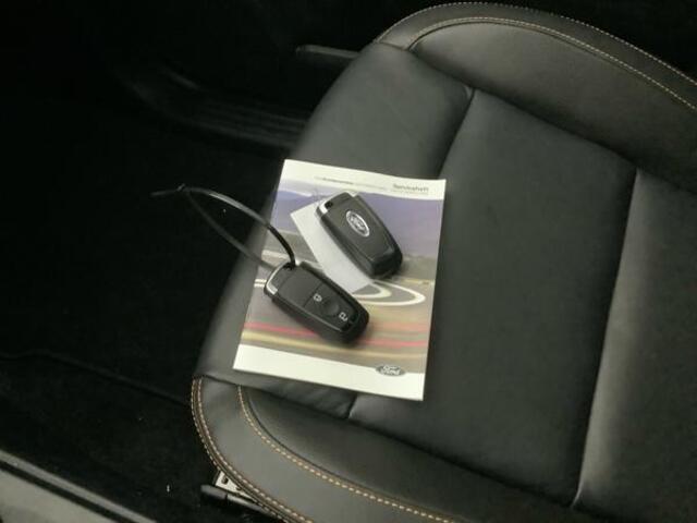 Ford RANGER 3.0 V6 Wildtrak Double Cab EcoBlue | SCI |241pk!! | 2-zits| BPM vrij | Rollertop | Trekhaak | Technology Pack | Uniek in Nederland | Verlengde fabrieksgarantie tot 03-2028