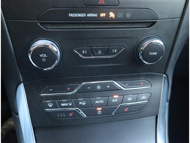 Ford S-MAX 1.5 Titanium NL Auto / 66DKM!