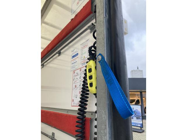 Ford TRANSIT 350 2.0 TDCI L4H1 Trend Bakwagen + Laadklep 130pk/96kW 6-bak | Super netjes |